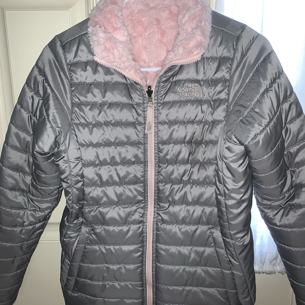 Girl’s Mossbud Reversible North Face jacket